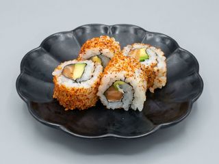 24.Uramaki Picante