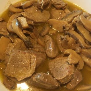 Lombinhos com cogumelos 