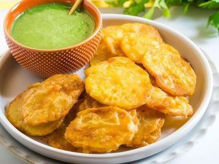 Pica - pau de batatas / Aloo Chat