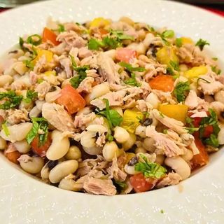 Atum Com Feijão Frade