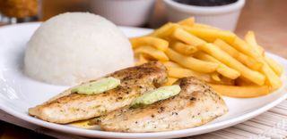 Bife de frango grelhado 