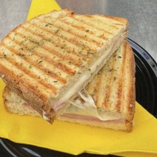Tosta de Fiambre e Queijo