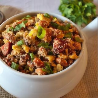 Feijão tropeiro com frango Marmitex grande 