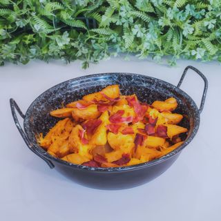 BATATA FRITA CHEDDAR E BACON