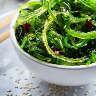 Taça de Wakame c/ Sésamo