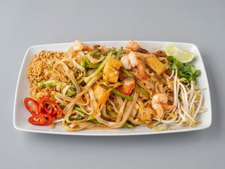 CHICKEN PAD THAI