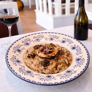 RISOTO DE COGUMELOS COM TRUFA