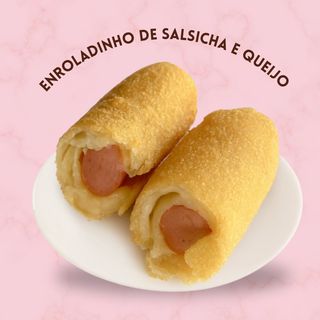 Enroladinho de salsicha e queijo