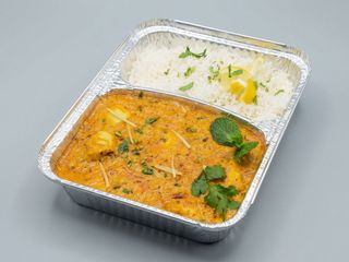 Chicken curry Com Rice 