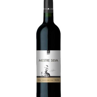 Mestre silva tinto e branco