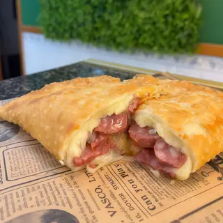 Pastel Calabresa