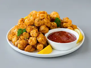Pipoca de Camarão /prawn popcorn