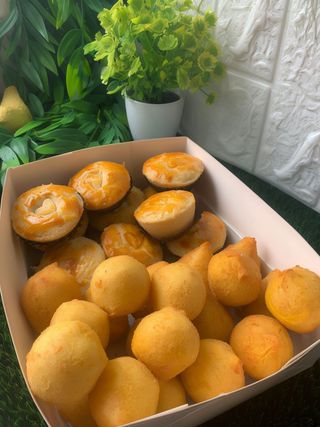 10 Coxinha de frango + 10 Empada de frango