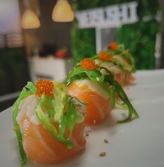 Gunkan Salmão Premium