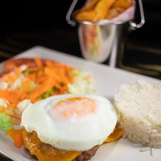 Hambúrguer veggie no prato