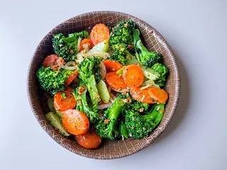 Salada mais Carne
