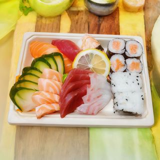 T24 Sushi Sashimi Misto II