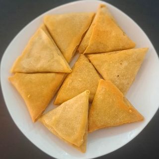 2 pcs chamusa de frango