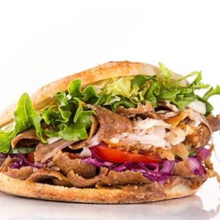 Doner Kebab misto com cheddar