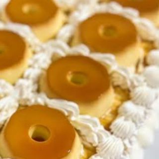 Bolo pudim cremoso com doce de leite