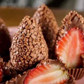 Coxinha de Morango brigadeiro