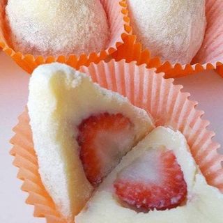 Coxinha de Morango de ninho