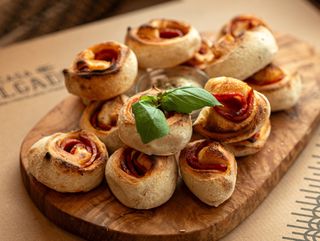 Mini Pães com Chouriço