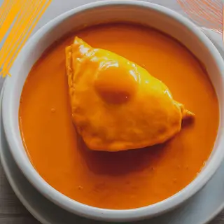 Francesinha mini bifana 
