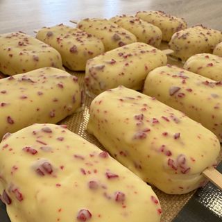Cravejado Morango do Amor
