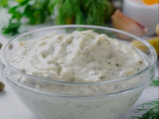 Molho de Alho Com Maionese