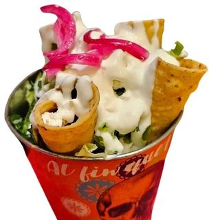 Tacos dorados de pollo