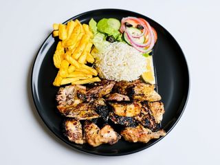 FRANGO COM ARROZ PRI PRI