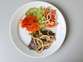 Bifinhos de Cebolada