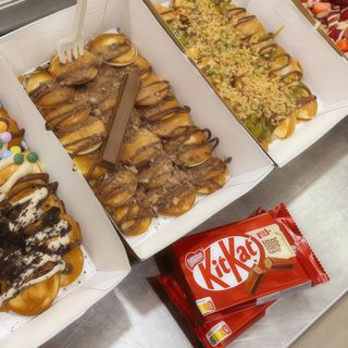 20 Mini Panquecas com 3 Toppings