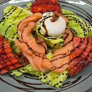 Salada De Salmão Fumado