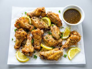 Lemon Pepper Garlic Parmesan (8 unidades)