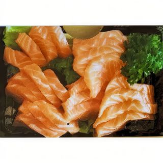 UT23. Sashimi Salmão 24