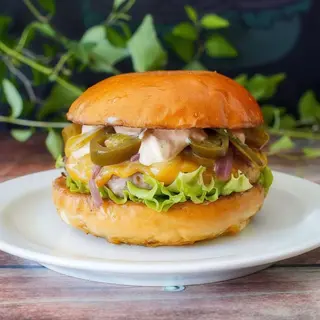 Menu Jalapão Burger Com Batata Frita é Bebida