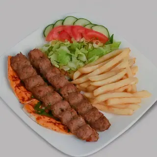 Menu Tradicional de Turkis Kebab Com Bebida