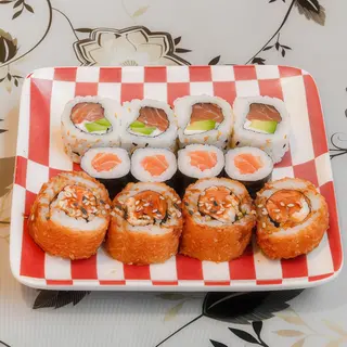 F05 Sushi misto (12 peças)