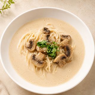 云乳菌香面Creamy soy mushroom noodles