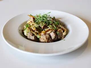 Noodles de Vitela