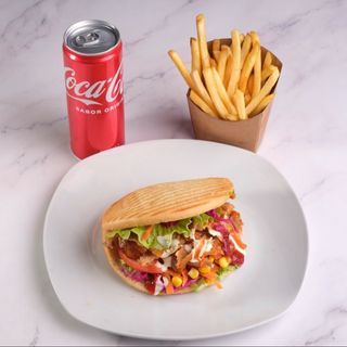 Menu Doner kebab Com Batata Frita é Bebida