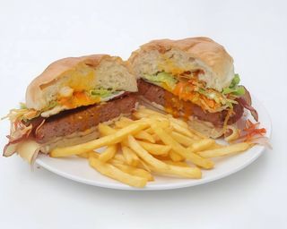 Hambúrguer à Bruta com Ovo