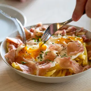 Ovos Rotos