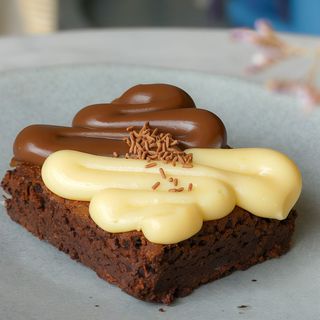 Dois Amores - Brownie