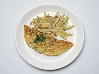 Omelete de Salsa e Cebola