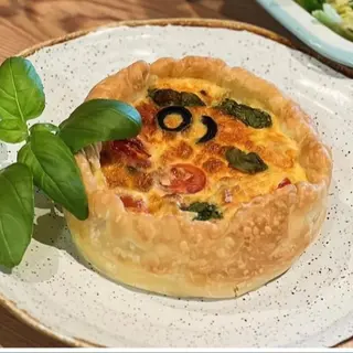 Quiche Caprese