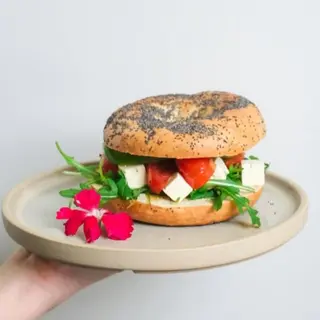 Bagel Veggie