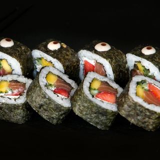 Futomaki ﻿( 8 peças )